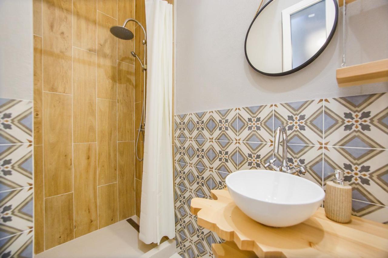 Super Central Spacious Apartment Oradea Eksteriør billede